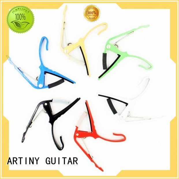 short acoustic big Artiny capo